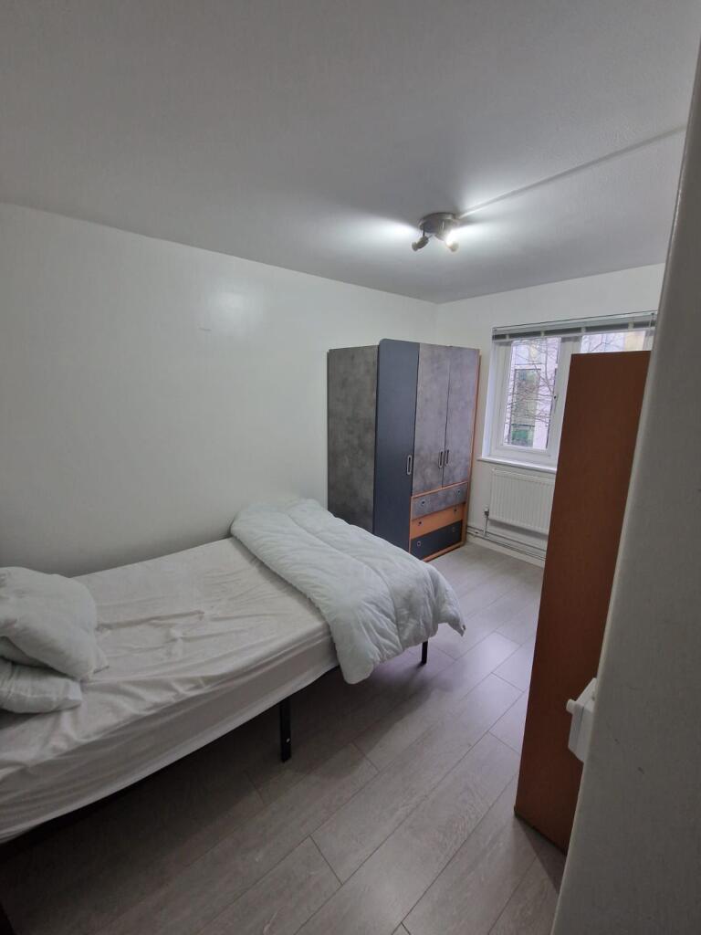 3 bedroom maisonette for rent