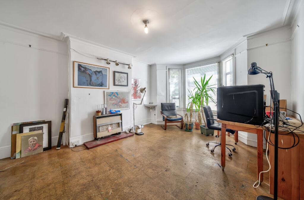 House in London - View 4