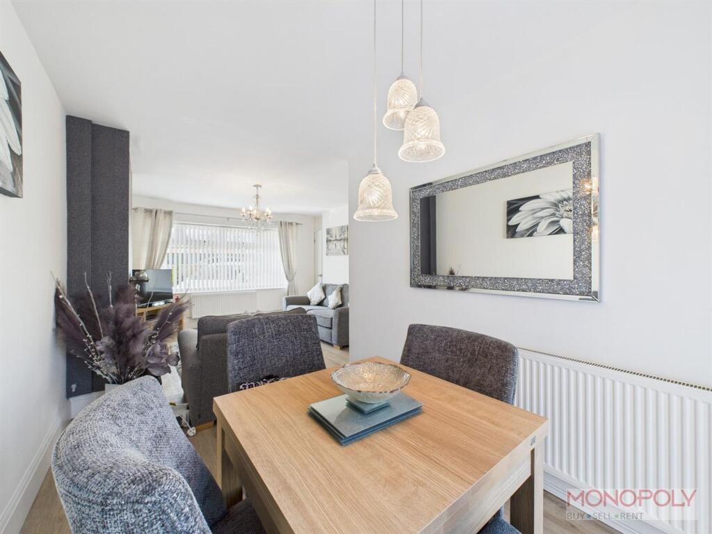 House in Wrexham, Rhosddu - More