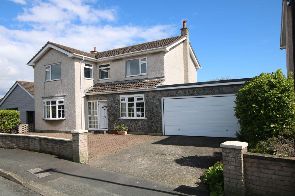 Main image of property: 37 Droghadfayle Road, Port Erin, IM9 6EN