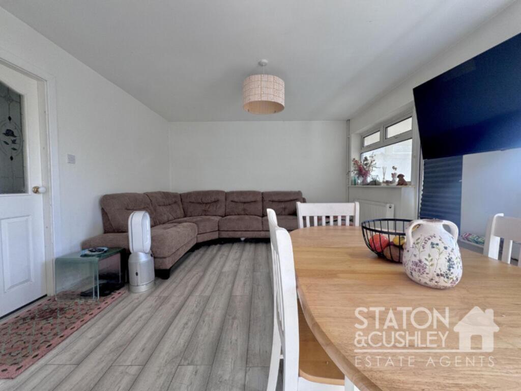Birchwood Drive, Sutton-In-Ashfield, NG17 - View 6