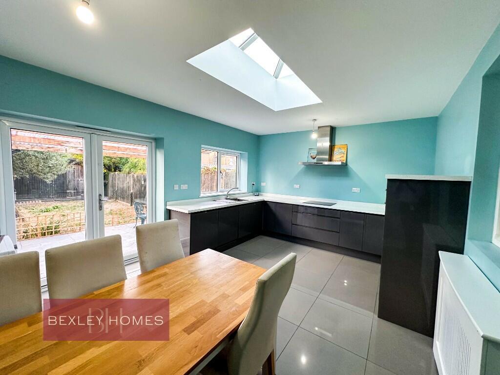House in Gravesham, Kings Farm - View 5