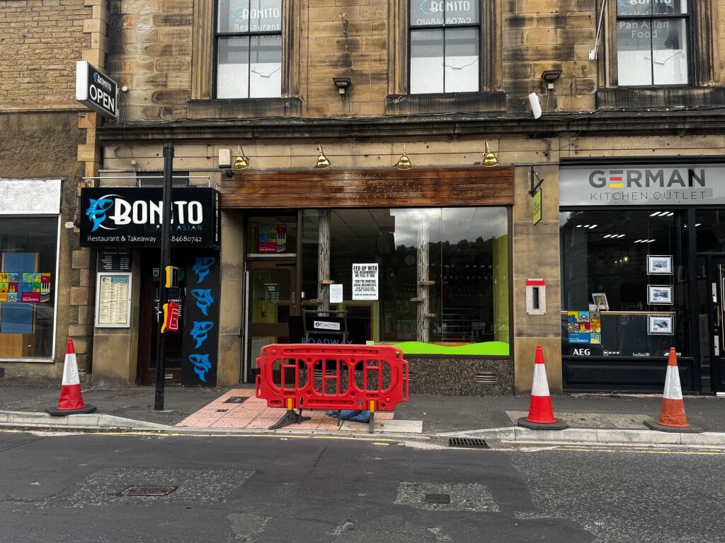 Main image of property: Huddersfield Road, Holmfirth, HD9