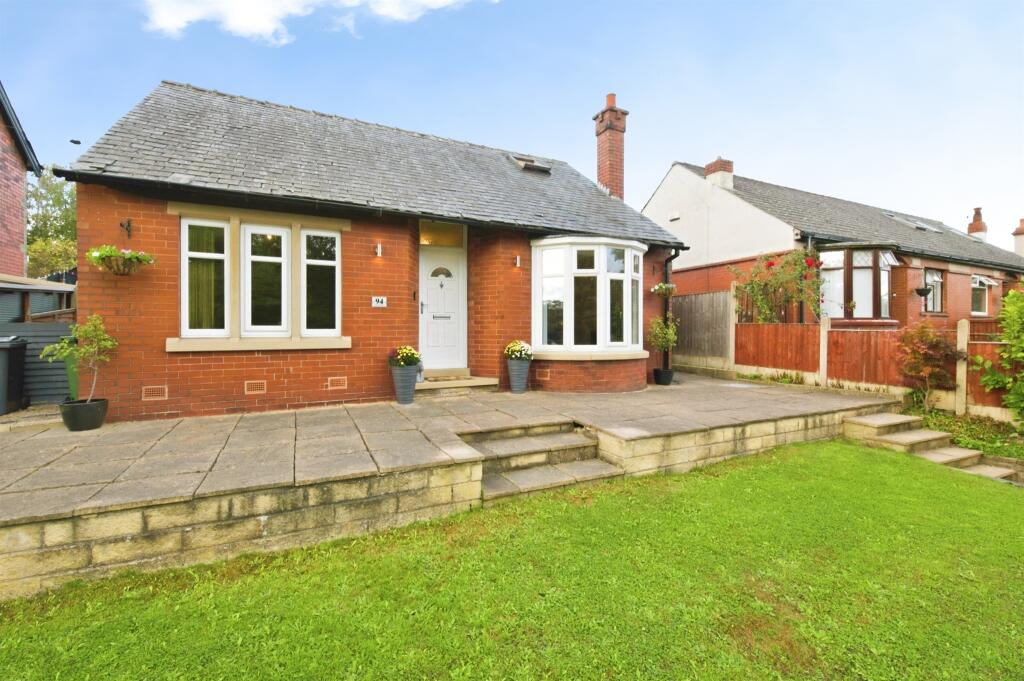 Main image of property: Penistone Road, Waterloo, Huddersfield