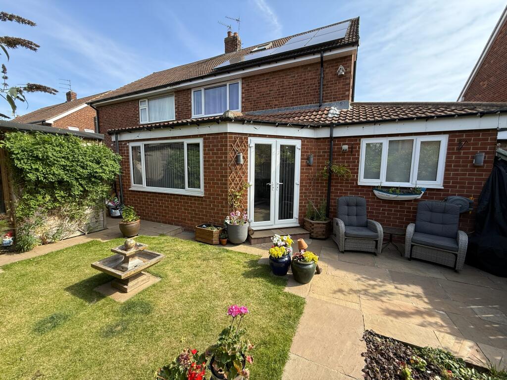 House in Stockton-on-Tees, Saltburn, Marske and New Marske - View 3