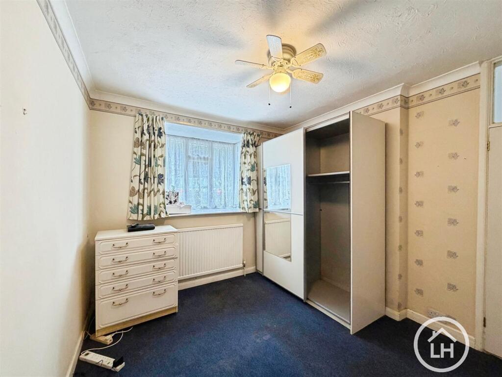 Broadway, Gillingham - View 5
