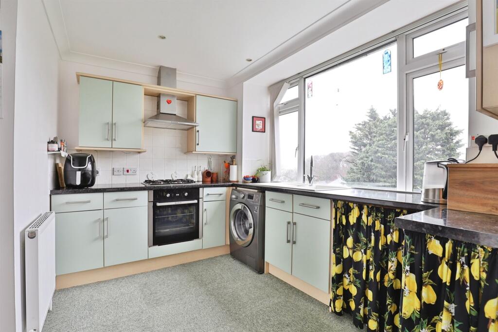 Apartment in Bournemouth - View 2
