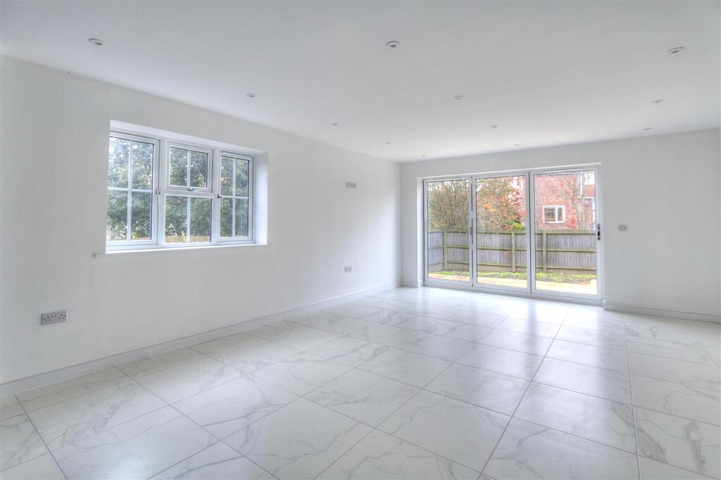 Lester Way, Littleport, Ely photo 4