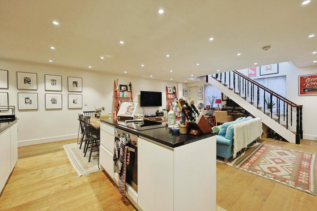 Apartment in London, Paddington - View 6