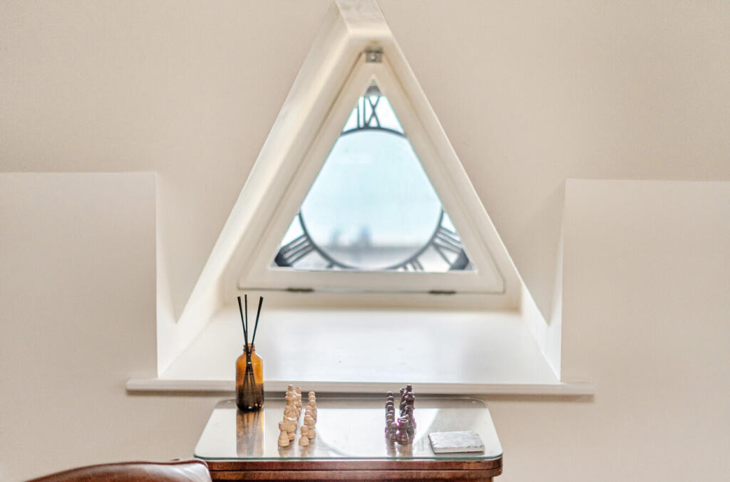 Apartment in Brighton - View 3