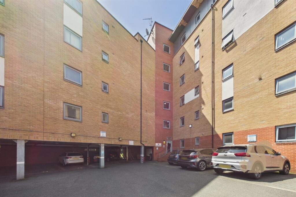 Main image of property: Heia Wharf, Hawkins Road, Colchester