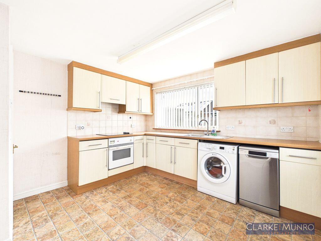 7 TANTON GROVE photo 3