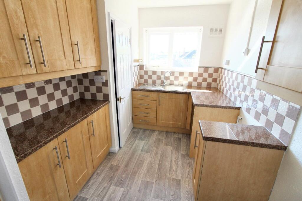 Needwood Drive, Wolverhampton photo 3
