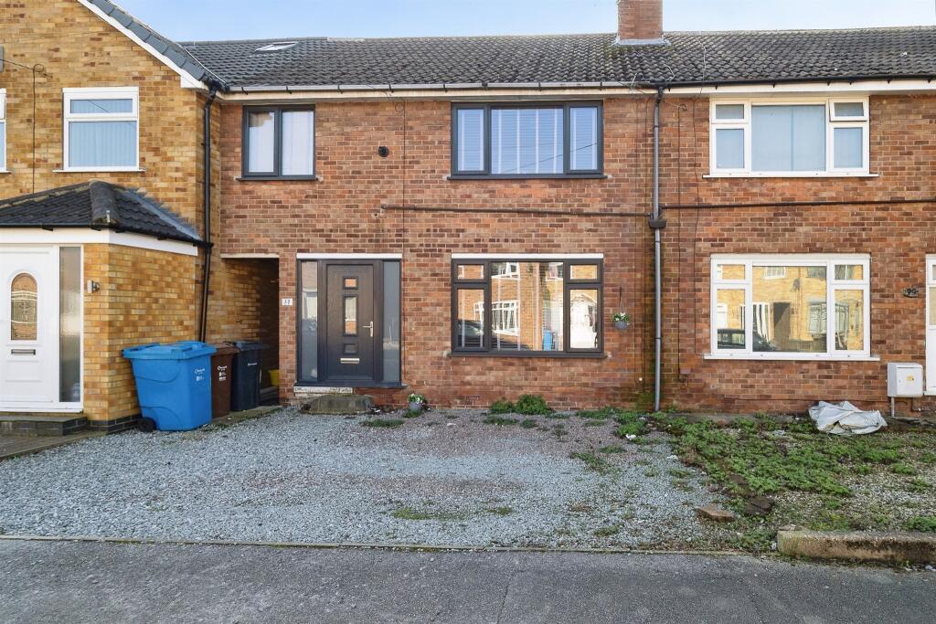 Main image of property: Stornaway Square, Hull