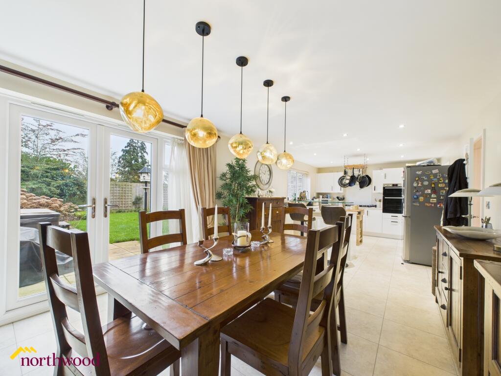 Reedmace Road, Banbury, OX15 photo 3