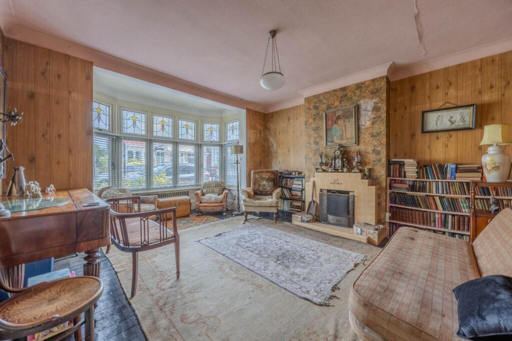 House in Southend-on-Sea - View 2