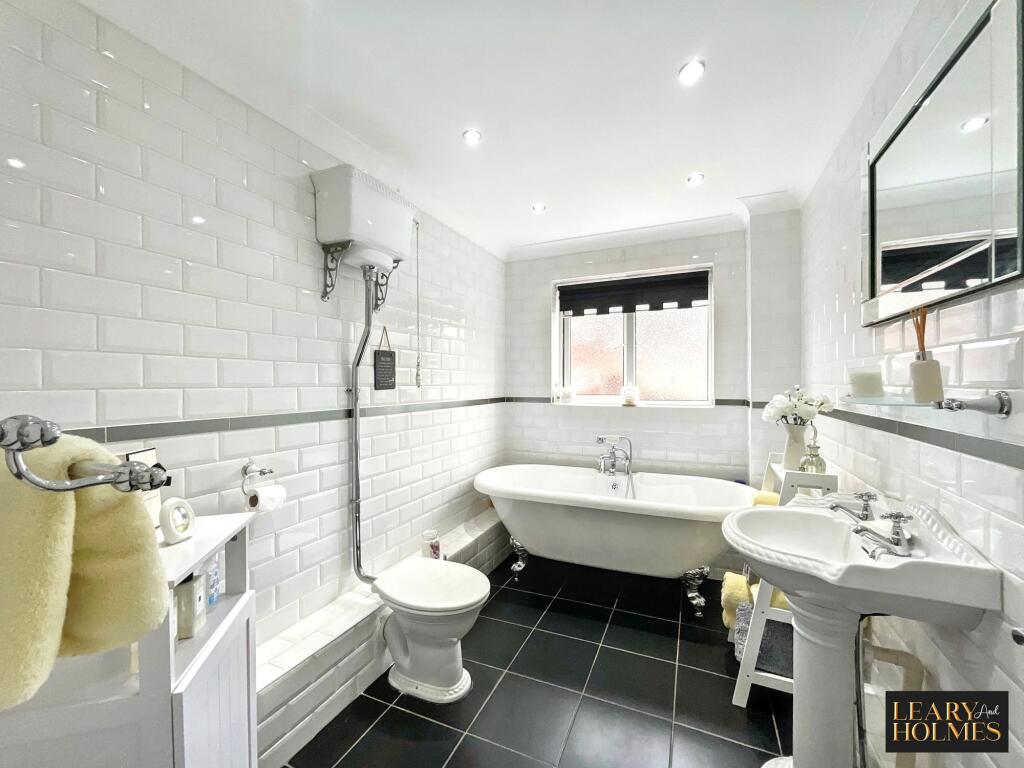 House in South Tyneside, Boldon Colliery - View 4