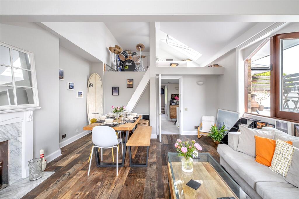 Main image of property: Shooters Hill Road, London, SE3