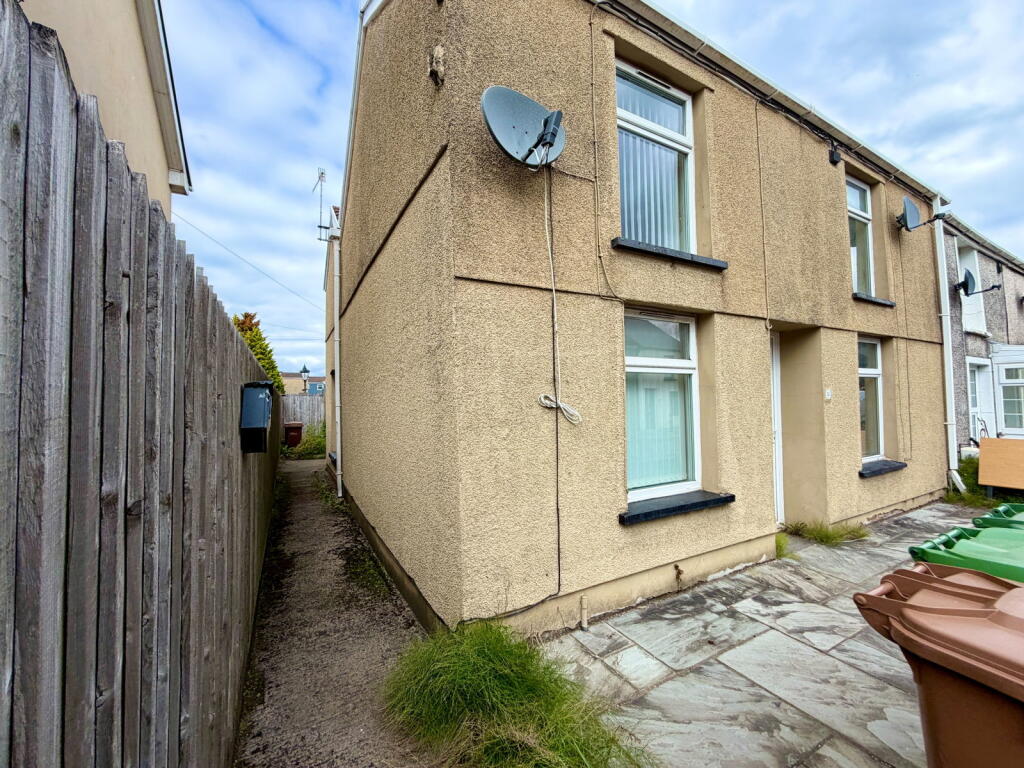 Main image of property: High Street, Nelson, Treharris, CF46 6EU