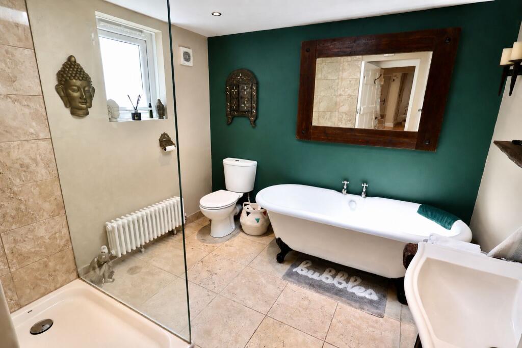 House in Swanley, Crockenhill - View 6