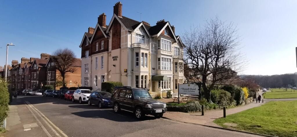 Main image of property: The Russell Hotel, 80 London Road, Tunbridge Wells, Kent, TN1 1DZ