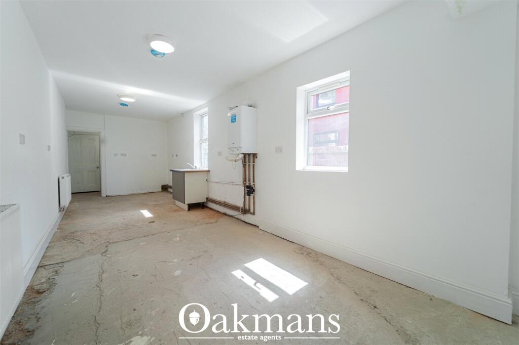 House in Birmingham, Small Heath - More