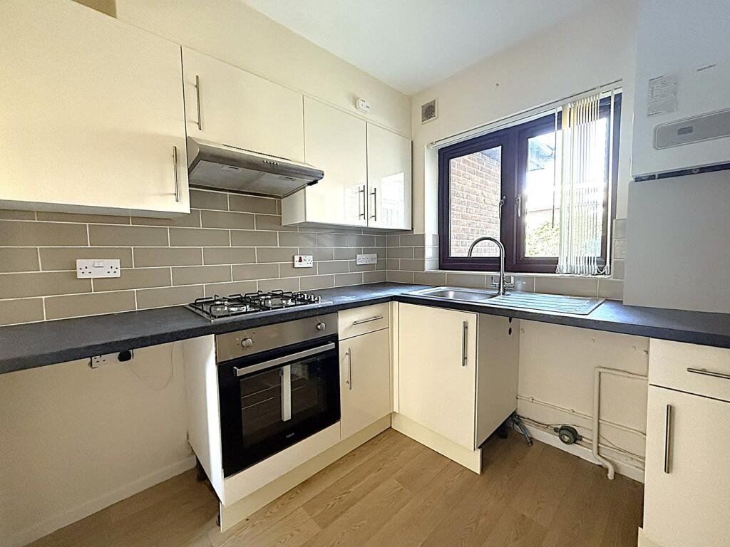 Additional image 3 of Martine Court, 417-419 Wimborne Road, POOLE, BH15