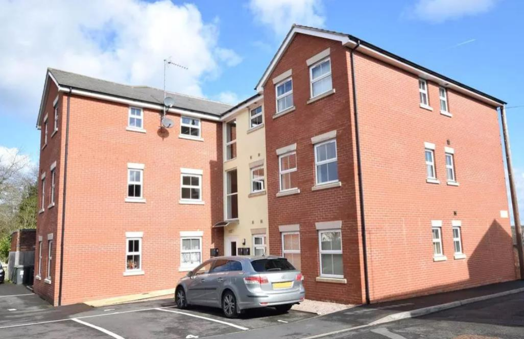 Main image of property: Milligans Point, DY10