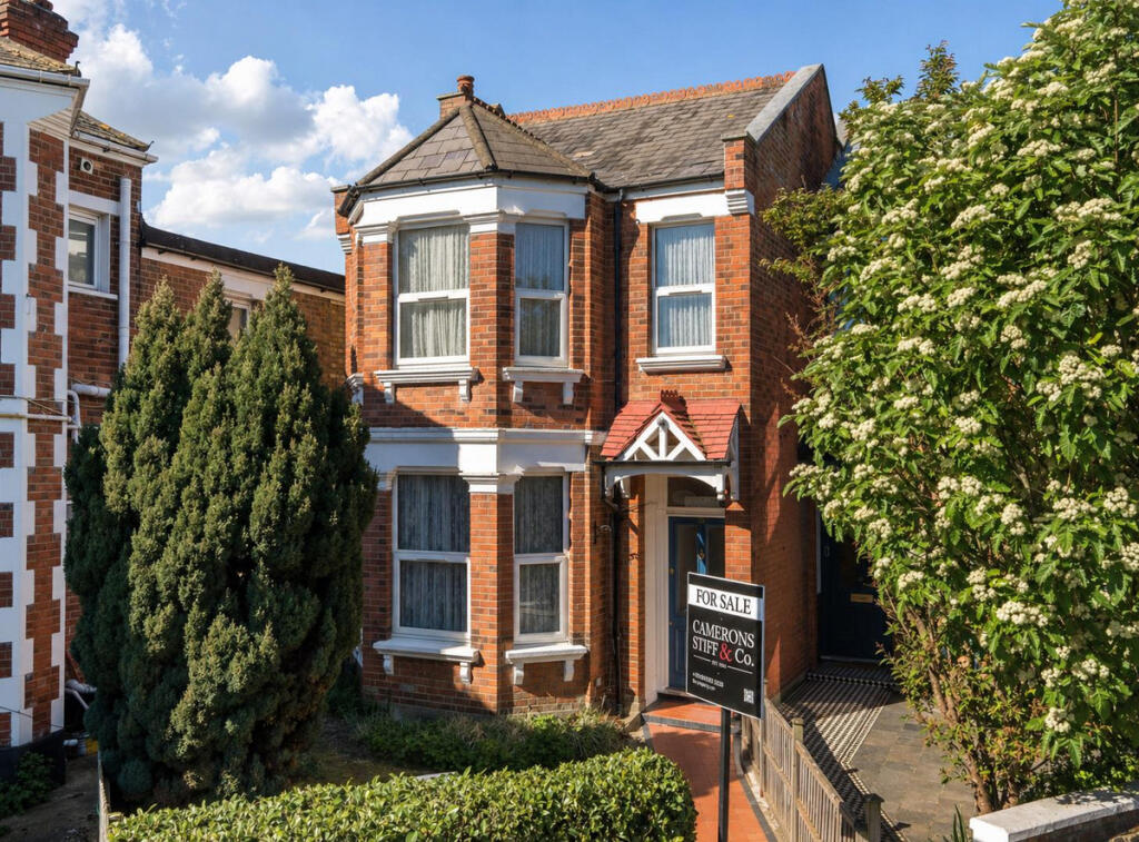 House in London, Willesden Green, Dollis Hill