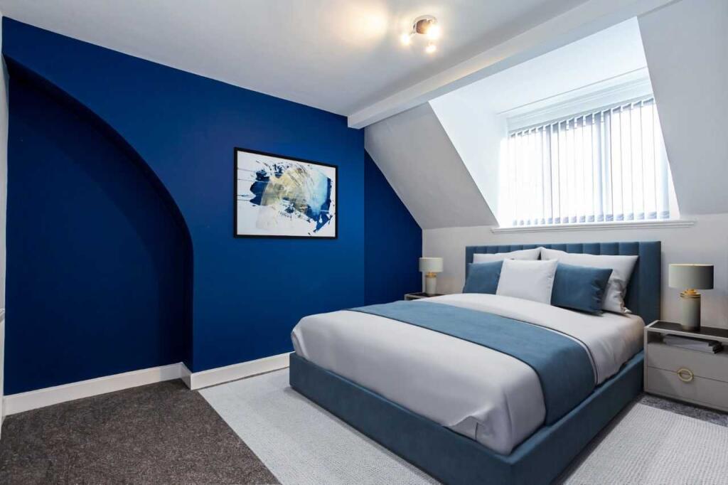 Apartment in Stoke-on-Trent - View 2