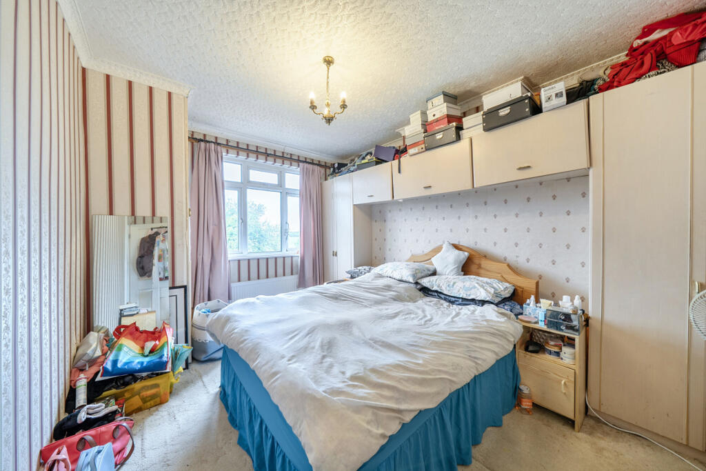 Field End, Ruislip - View 5