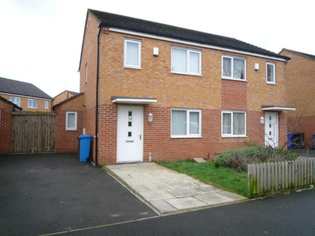 Main image of property: Walshaw Street, Beswick, Manchester, M11 3BF