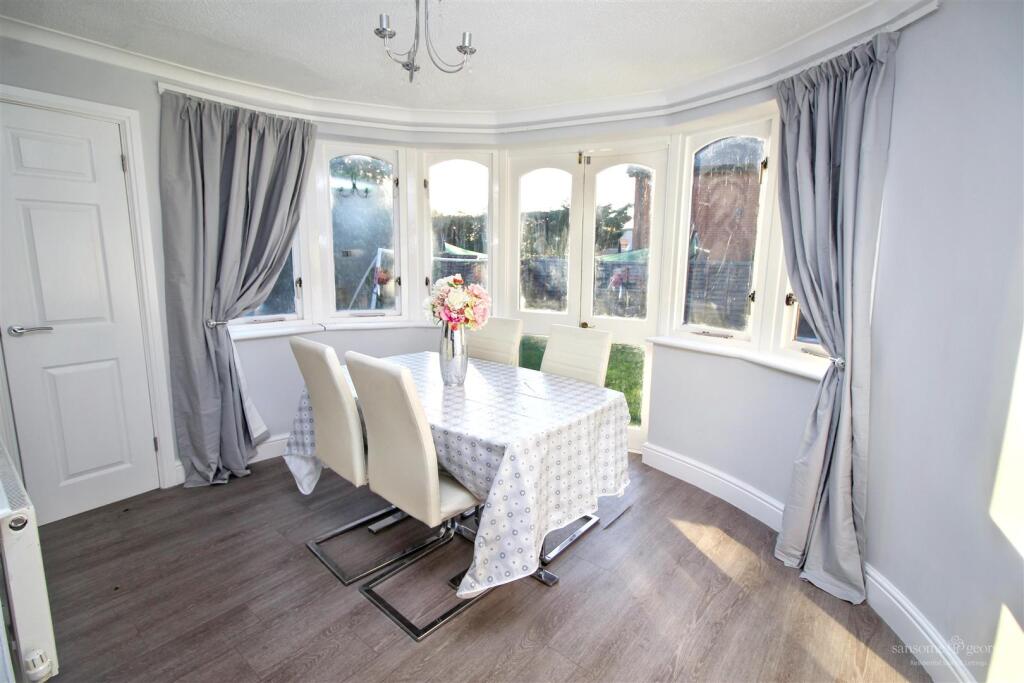 House in Reading, Holybrook - View 3