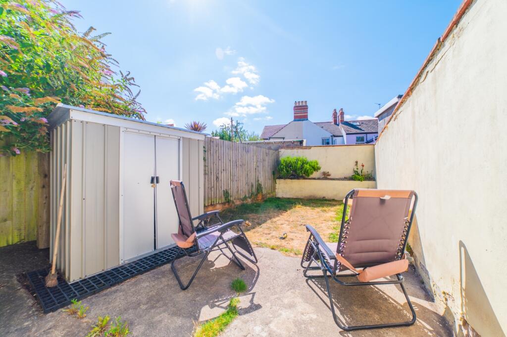 Apartment in Cardiff, Adamsdown - View 3
