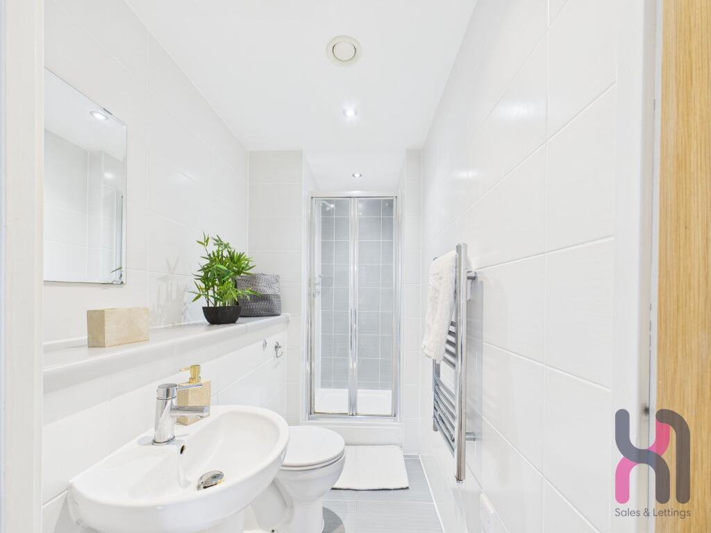 Apartment in Liverpool - View 5