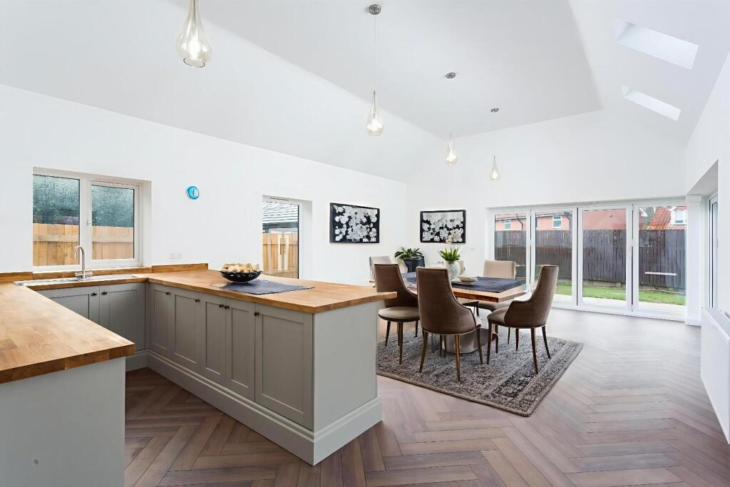 Main image of property: Low Street, Carlton