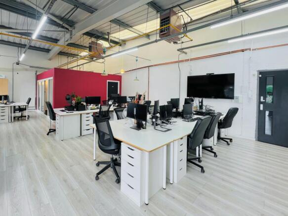 4 office 5jpg.jpg
