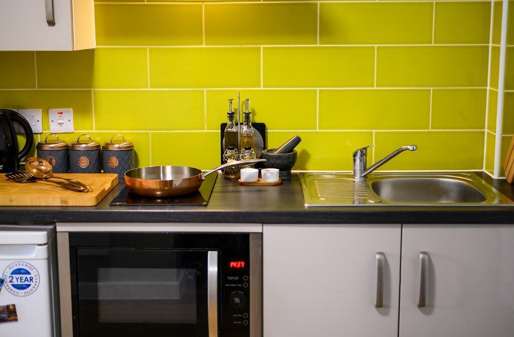 Apartment in Chester - More