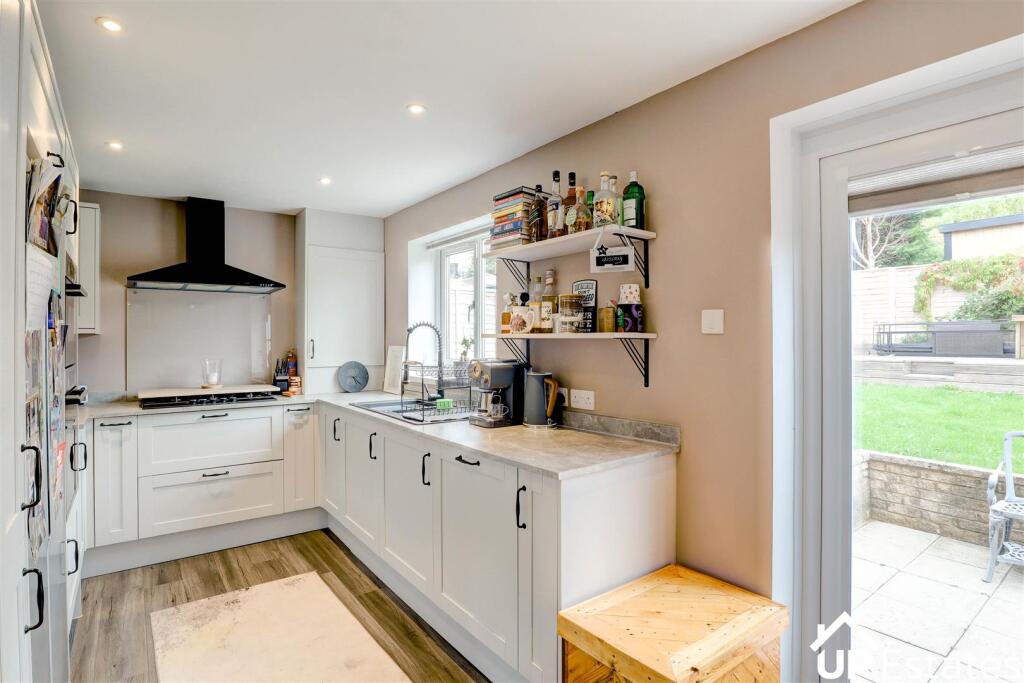 House in North Warwickshire, Chapel End, Hartshill - View 4