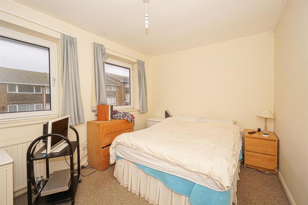 House in Tonbridge - More
