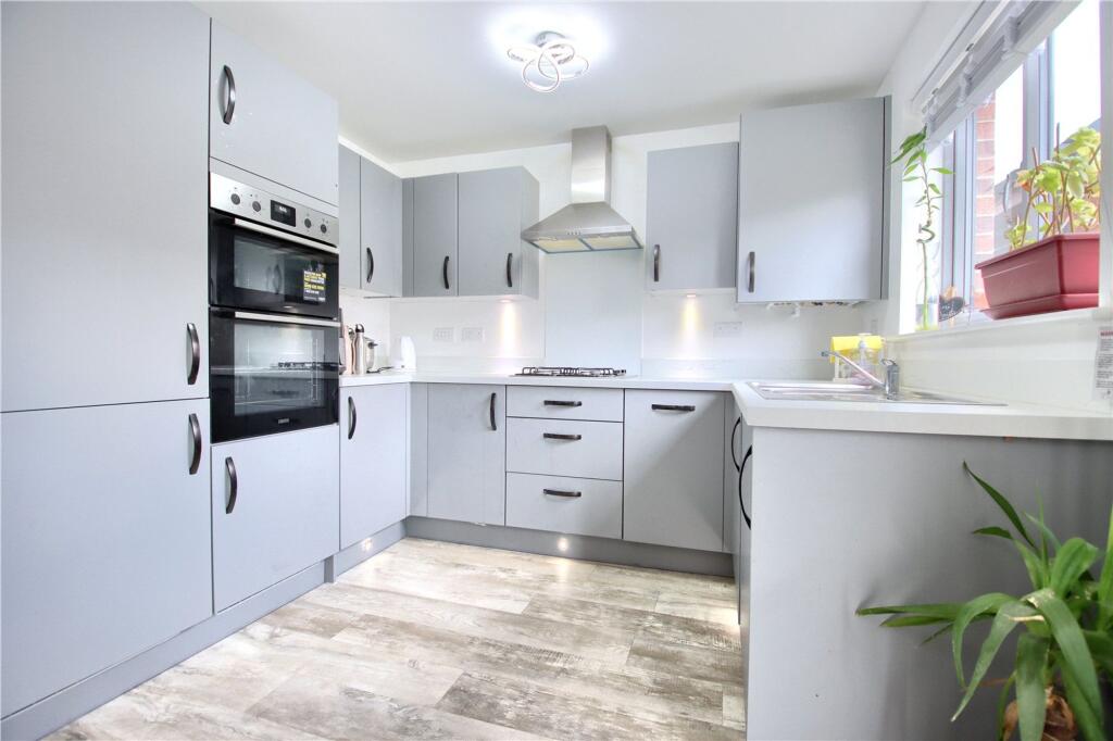 House in Stockton-on-Tees - More