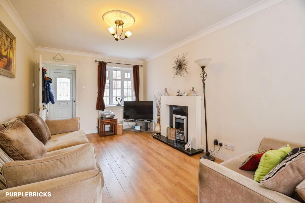 House in Stockton-on-Tees, Redcar and Cleveland - More