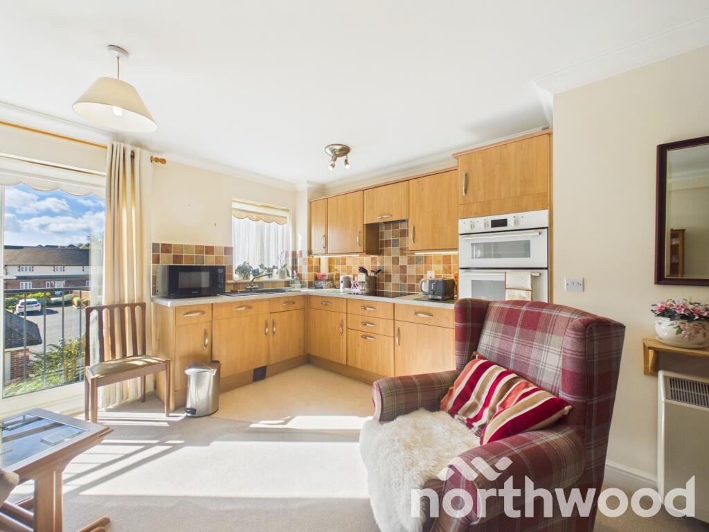 Apartment in Tonbridge - View 4