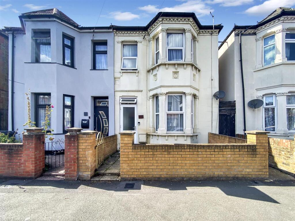 3-bed semi-detached on Regina Road, Southall, £549,950