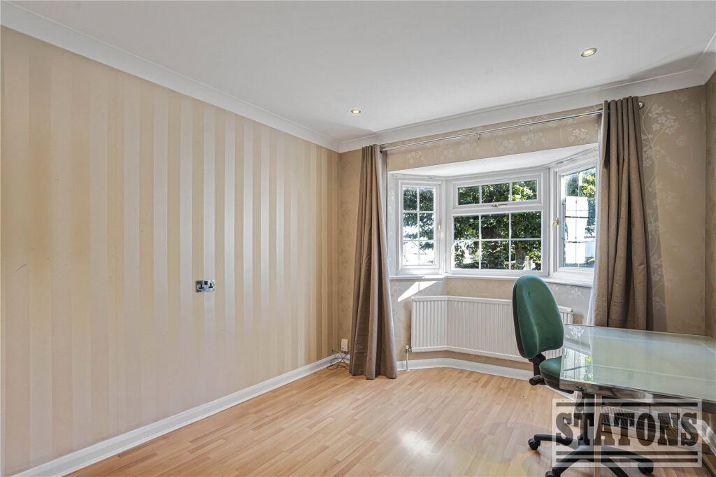 House in London - View 3