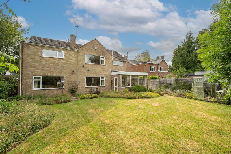 House in Aston Clinton, Buckinghamshire - View 2