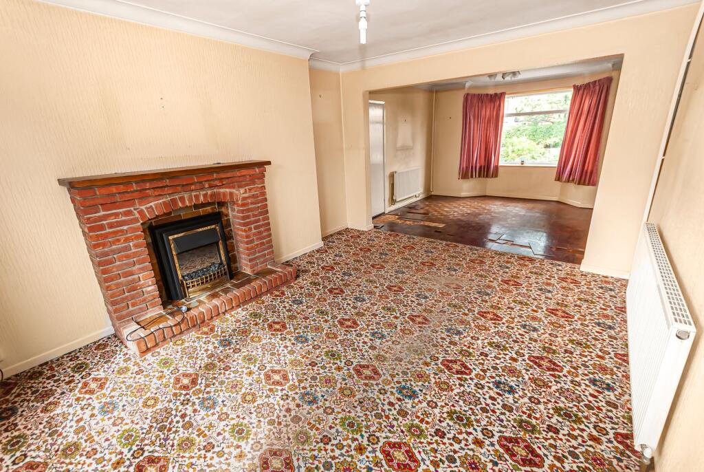 Campden Way, Handforth, SK9 photo 3