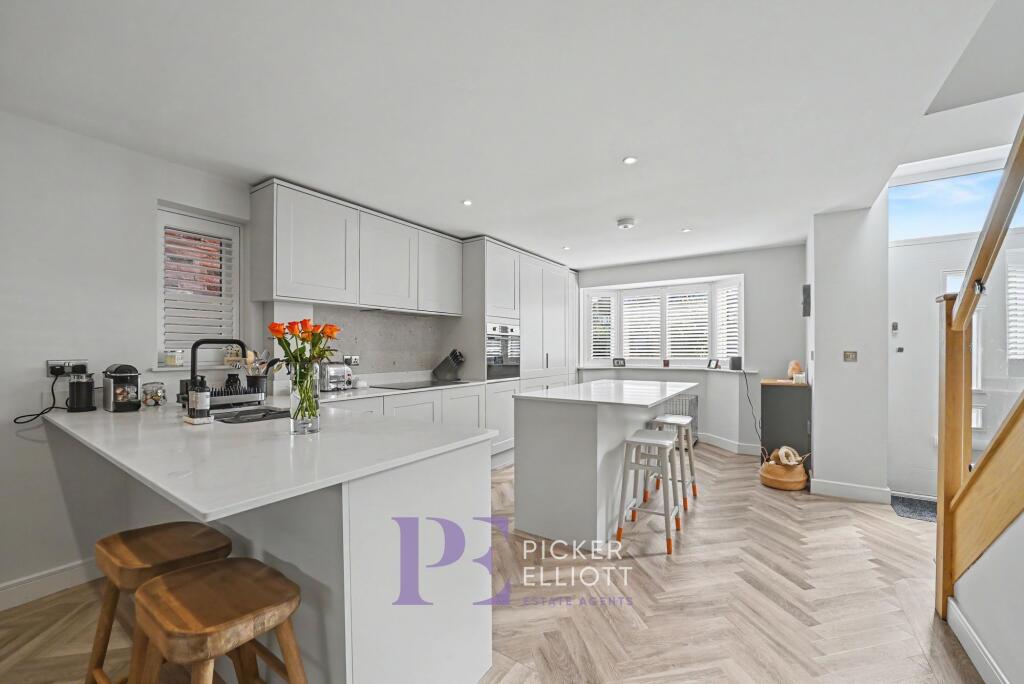 Lutterworth Road, Burbage, LE10 photo 4