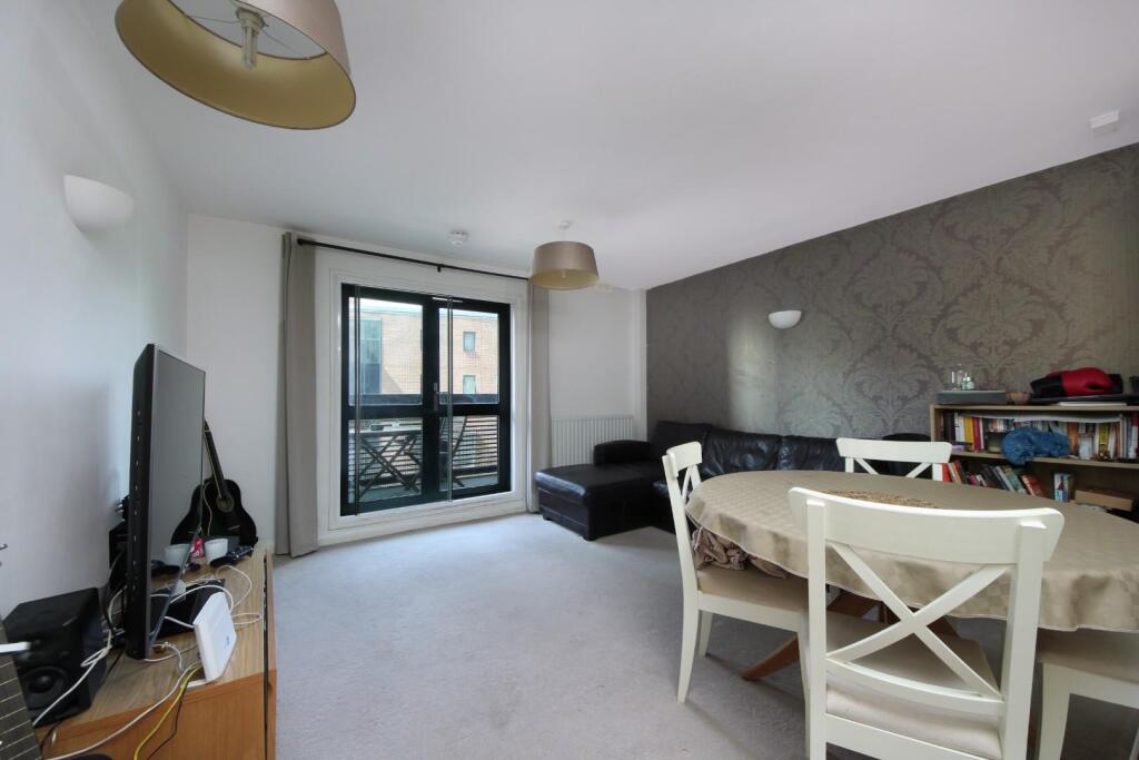 Apartment in London - View 2