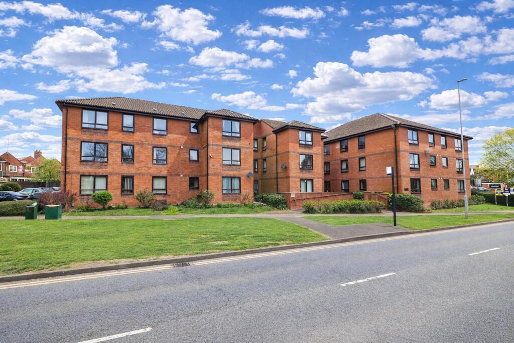 Main image of property: Barwick House, Duck Street, Rushden, NN10 9GP